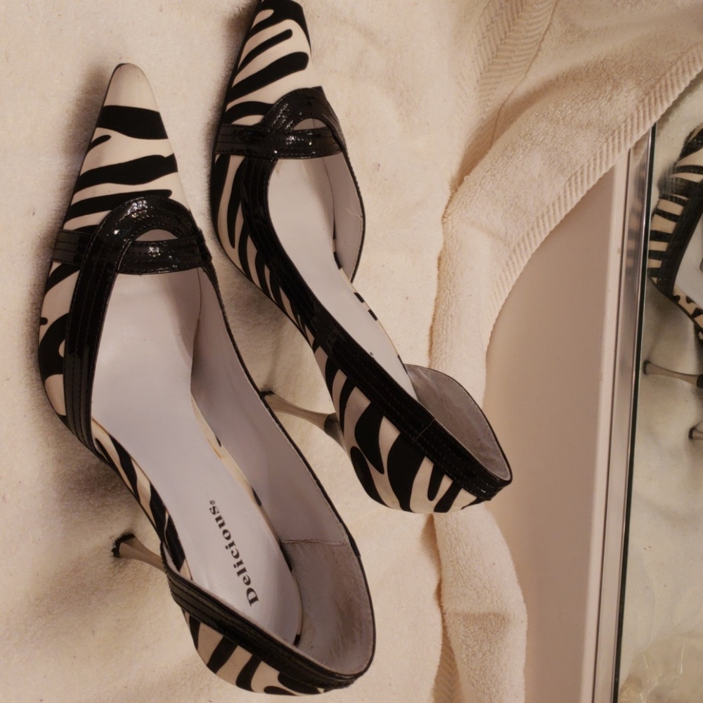 Zebra high heels with silver heel